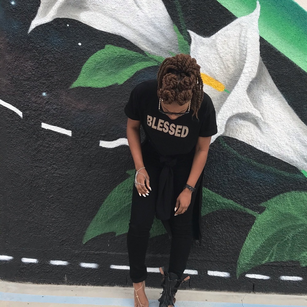 Meet your Posher, Roxey